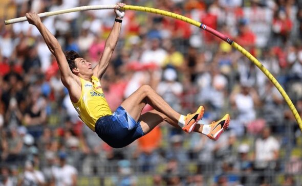 دوازدهمین رکوردشکنی اعجوبه دوومیدانی